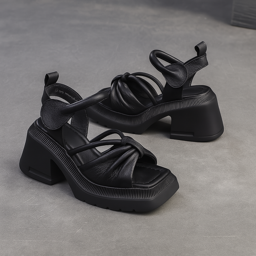 Sandale à talon en cuir avec nœud pour femme, modèle Éloquente par Azilini, look remarqué