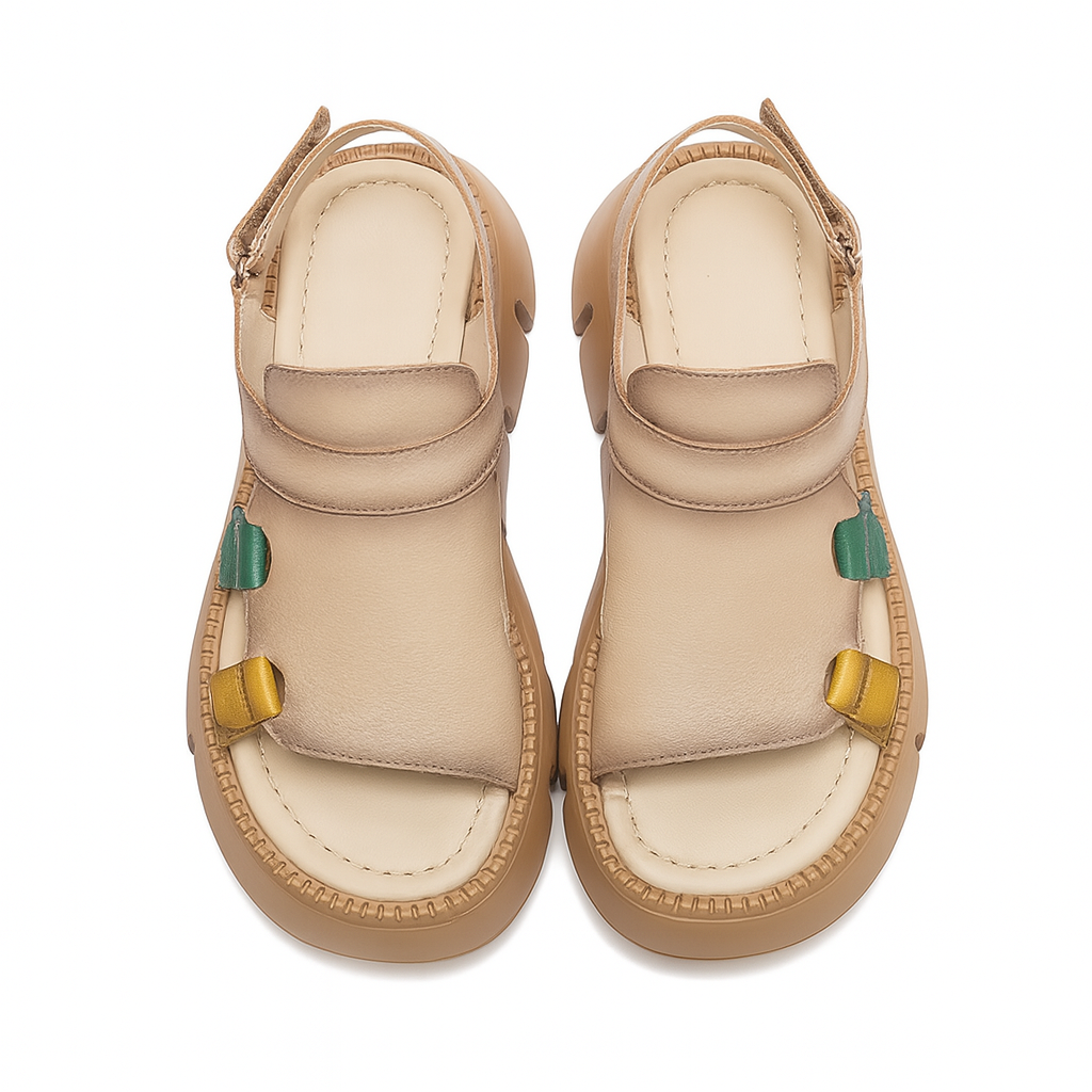 Sandale en cuir pleine fleur pour femme, modèle Exploratrice par Azilini, confort et durabilité
