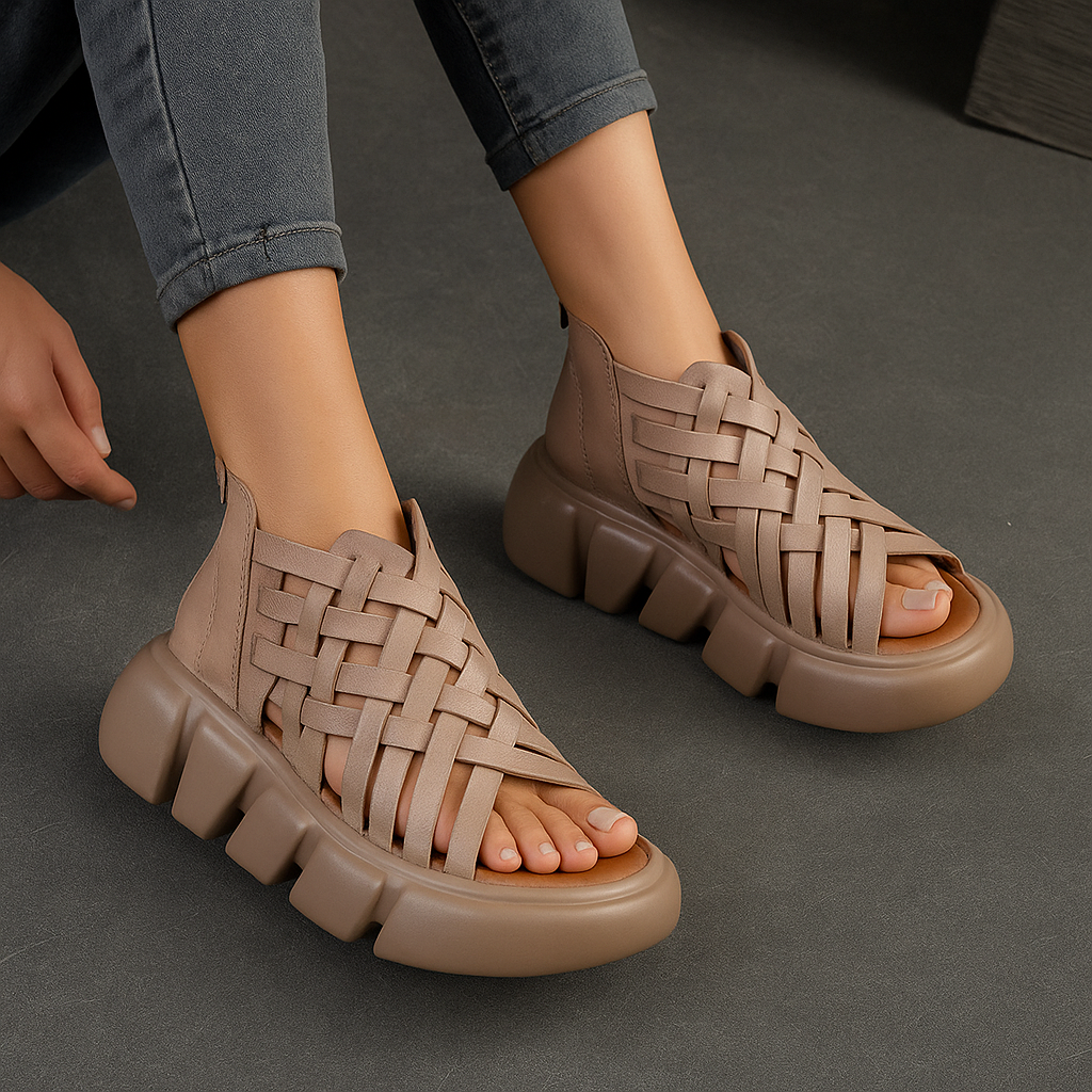 Sandale gladiateur plateforme pour femme, modèle Audacieuse par Azilini, maintien et légèreté