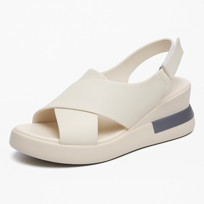 Sandale compensée en cuir pour femme, modèle Équilibre par Azilini, raffinement et bien-être